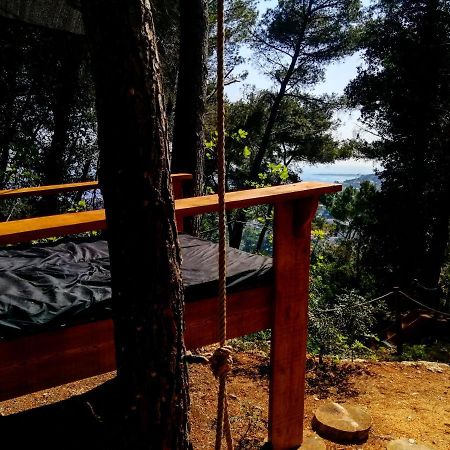 Cabane Azur Mountain Vallauris Exterior photo